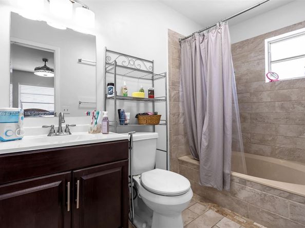 20000 SW 114th Ave, Miami FL 33189