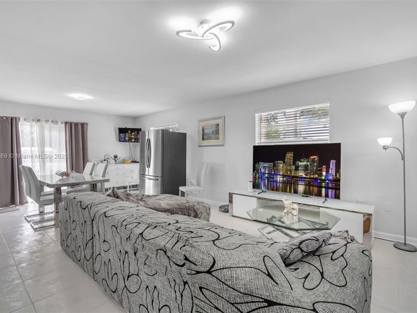 20000 SW 114th Ave, Miami FL 33189