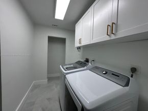 2807 NW 9th St, Fort Lauderdale FL 33311