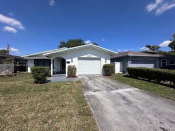2807 NW 9th St