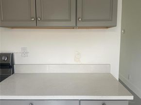 21133 NE 4th Ct, Miami FL 33179