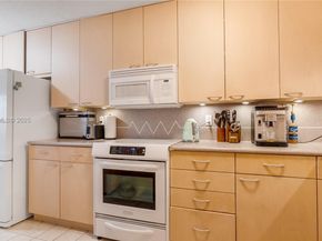 206 Washingtonia Ave, Lauderdale By The Sea FL 33308