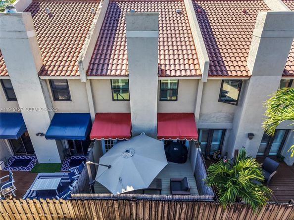 206 Washingtonia Ave, Lauderdale By The Sea FL 33308