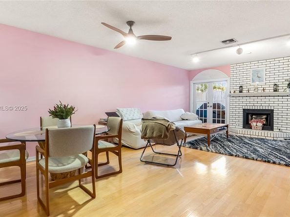 206 Washingtonia Ave, Lauderdale By The Sea FL 33308