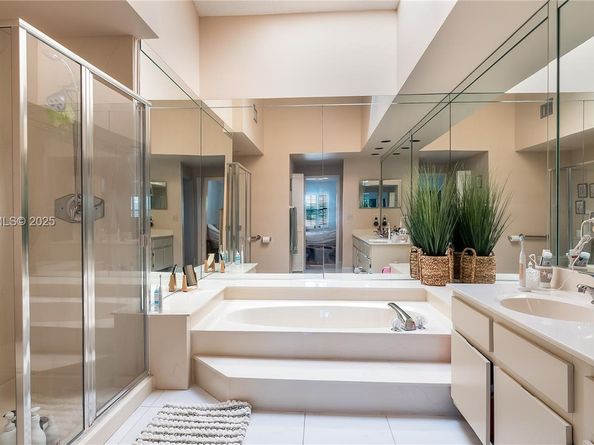 206 Washingtonia Ave, Lauderdale By The Sea FL 33308