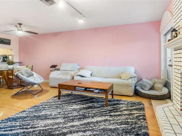 206 Washingtonia Ave, Lauderdale By The Sea FL 33308