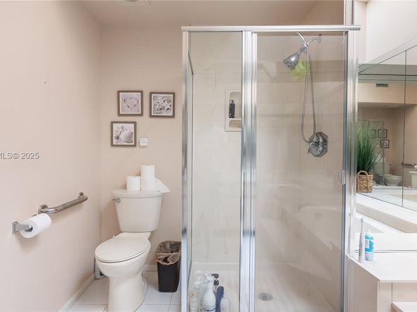 206 Washingtonia Ave, Lauderdale By The Sea FL 33308