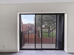 2565 Garden Ct, Cooper City FL 33026