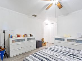 740 N 73rd Ter, Hollywood FL 33024
