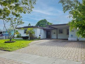740 N 73rd Ter, Hollywood FL 33024