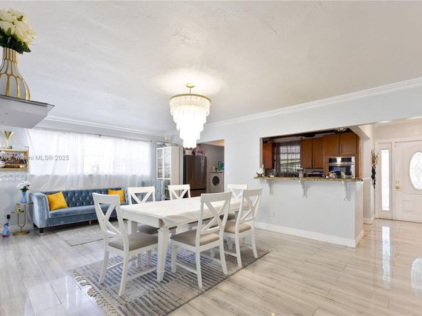 740 N 73rd Ter, Hollywood FL 33024