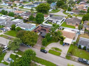 740 N 73rd Ter, Hollywood FL 33024