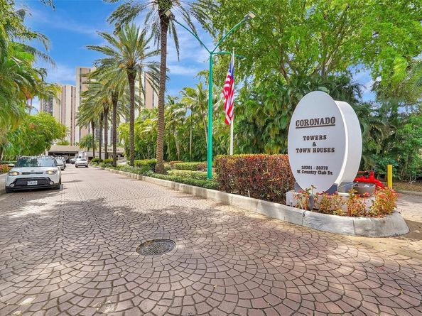 20379 W Country Club Dr 1233, Aventura FL 33180