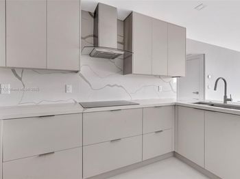 20379 W Country Club Dr