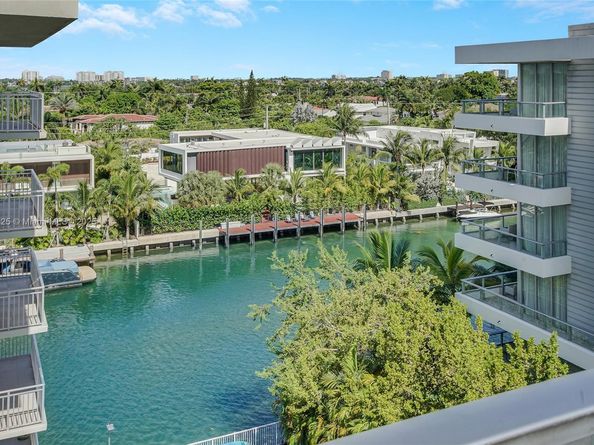 9500 W Bay Harbor Dr 7H, Bay Harbor Islands FL 33154