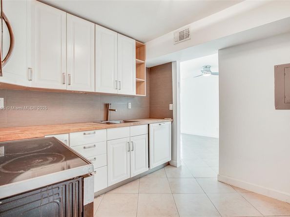 9500 W Bay Harbor Dr 7H, Bay Harbor Islands FL 33154