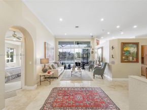 2943 Oakbrook Dr, Weston FL 33332