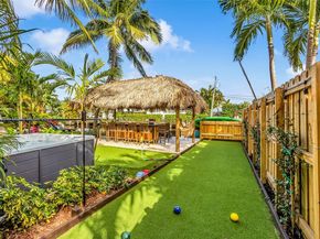 2004 NE 17th Way, Fort Lauderdale FL 33305