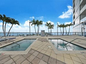 601 NE 36th St 1909, Miami FL 33137