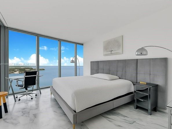 601 NE 36th St 1909, Miami FL 33137