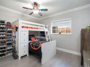 15863 SW 71st St, Miami FL 33193