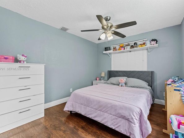 3321 NW 64th St, Fort Lauderdale FL 33309