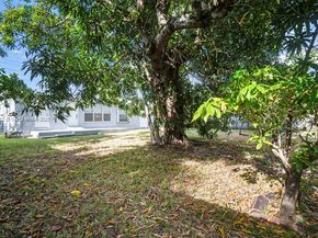 770 NW 38th St, Oakland Park FL 33309
