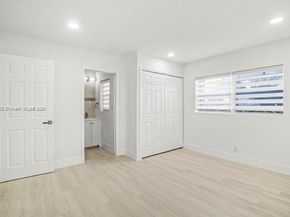 770 NW 38th St, Oakland Park FL 33309