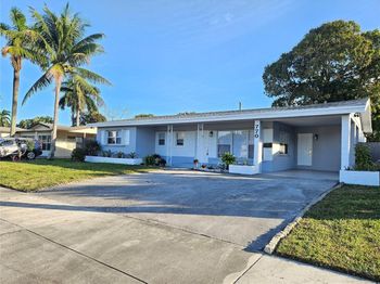 770 NW 38th St