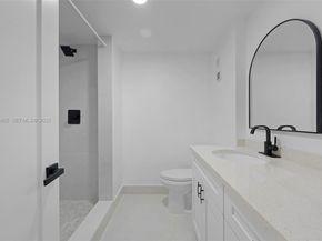 20281 E Country Club Dr 501, Aventura FL 33180