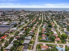 949 SE 5th St, Deerfield Beach FL 33441