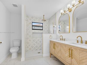 949 SE 5th St, Deerfield Beach FL 33441