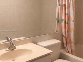 10321 SW 17th St, Miami FL 33165