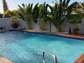 10321 SW 17th St, Miami FL 33165