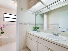 8345 SW 168th Ter, Palmetto Bay FL 33157