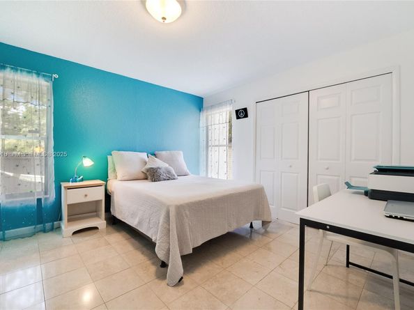 8345 SW 168th Ter, Palmetto Bay FL 33157