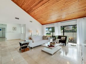 8345 SW 168th Ter, Palmetto Bay FL 33157