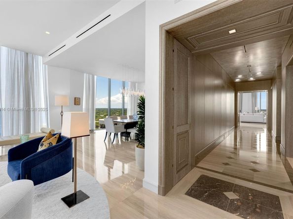 2811 S Bayshore Dr 18A+B, Coconut Grove FL 33133