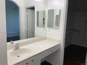 2904 NW 33rd Ter, Lauderdale Lakes FL 33311