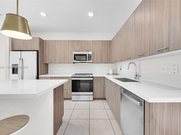 8301 NW 41st St B102, Doral FL 33166