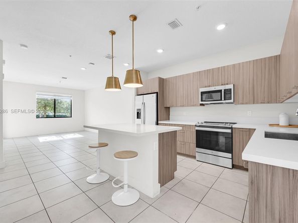 8301 NW 41st St B102, Doral FL 33166