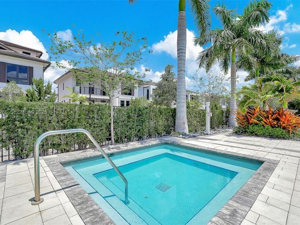 8301 NW 41st St B102, Doral FL 33166