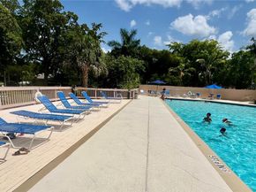 9211 Chelsea Drive N, Plantation FL 33324