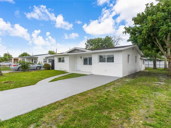 6536 SW 21st St, Miramar FL 33023