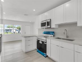 6536 SW 21st St, Miramar FL 33023