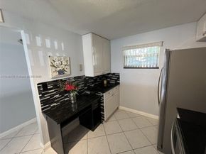 1200 NW 87th Ave 109, Coral Springs FL 33071