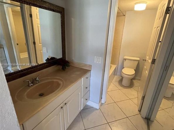 1200 NW 87th Ave 109, Coral Springs FL 33071