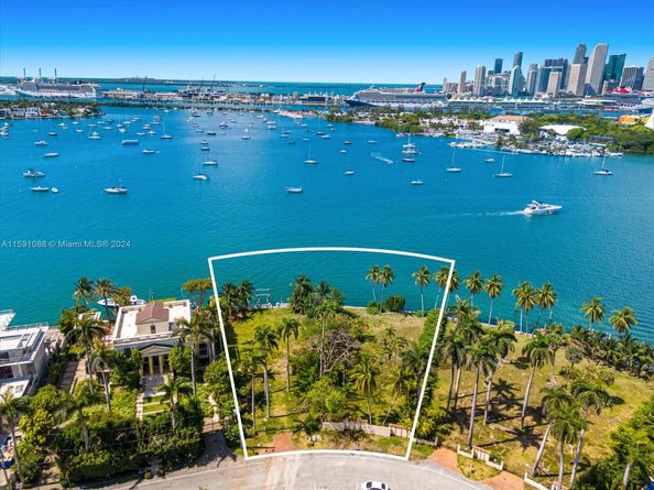 1236 S Venetian Way, Miami FL 33139