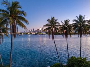 1236 S Venetian Way, Miami FL 33139