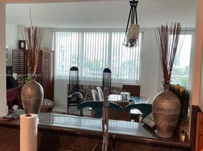 7135 Collins Ave 533, Miami Beach FL 33141